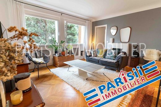 Piso / Apartamento en Levallois-Perret, Altos de Sena