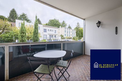 아파트 / Bourg-la-Reine, Hauts-de-Seine