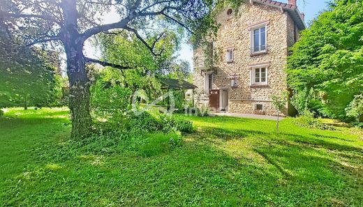 Casa di lusso a Beauchamp, Val d'Oise