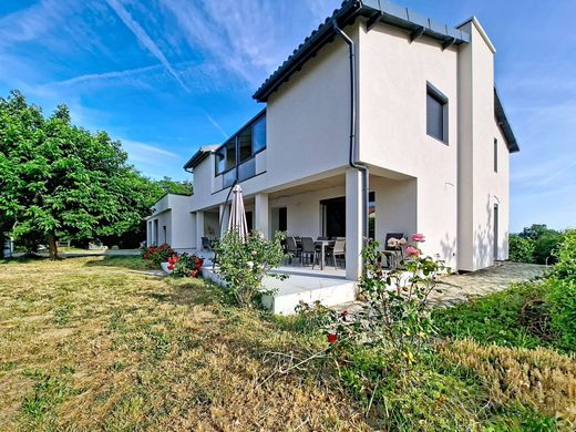 Luxury home in Gragnague, Upper Garonne