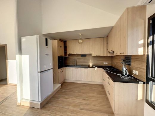 Piso / Apartamento en Rumilly, Alta Saboya