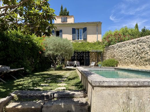 Luxus-Haus in Puyvert, Vaucluse