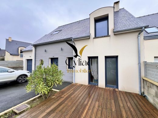 ‏בתי יוקרה ב  Saint-Méloir-des-Ondes, Ille-et-Vilaine