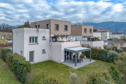 Apartment in Montbonnot-Saint-Martin, Isère