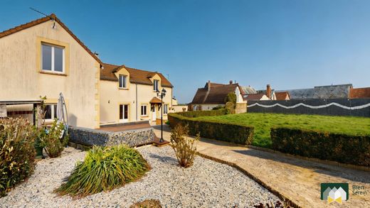 Luxury home in Nogent-sur-Eure, Eure-et-Loir