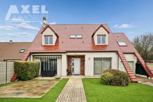 Luxury home in Bois-d'Arcy, Yvelines