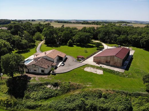 Luxury home in Condom, Gers