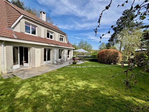 Luxury home in La Celle-Saint-Cloud, Yvelines