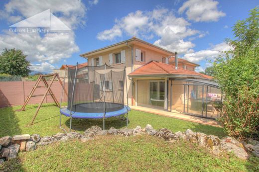 Luxury home in Collonges, Ain