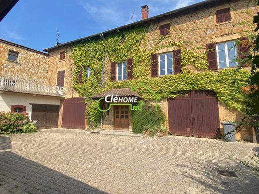 Maison de luxe à Châtillon, Rhône