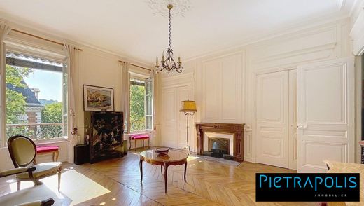 Apartment in Lyon, Rhône