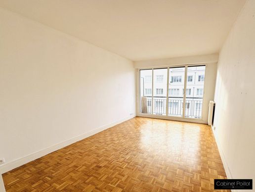 Apartment / Etagenwohnung in Motte-Picquet, Commerce, Necker, Paris