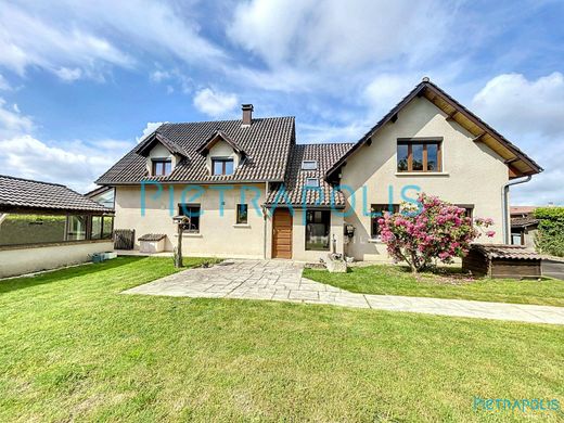 Luxury home in Châtillon-sur-Chalaronne, Ain