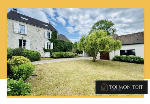 豪宅  Saint-Witz, Val d'Oise