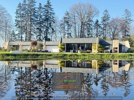 Casa de lujo en Saint-Méen-le-Grand, Ille y Vilaine