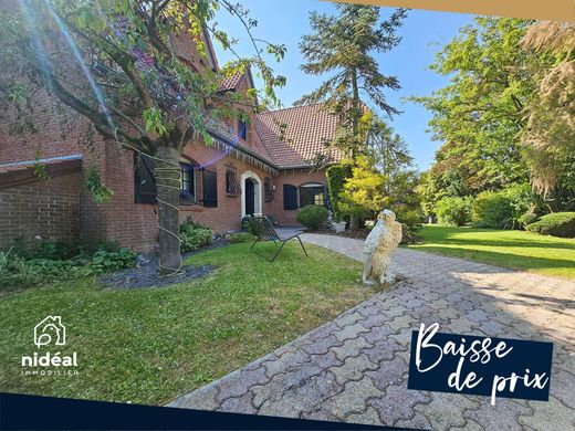 Luxury home in Aubry-du-Hainaut, North