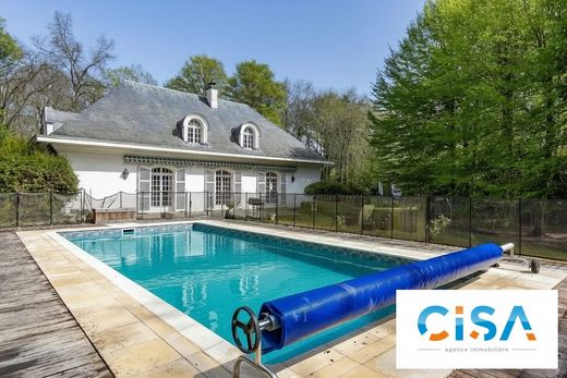 Элитный дом, Lamorlaye, Oise