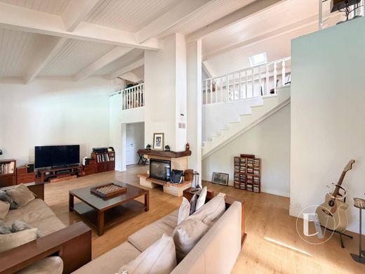 Luxury home in Gujan-Mestras, Gironde