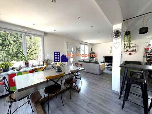 Luxury home in Sartrouville, Yvelines