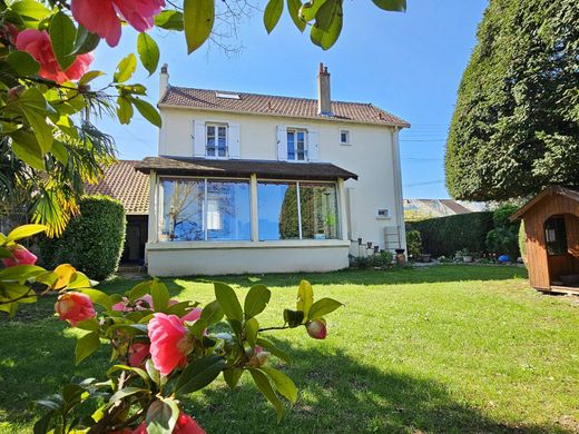 ‏בתי יוקרה ב  Conflans-Sainte-Honorine, Yvelines