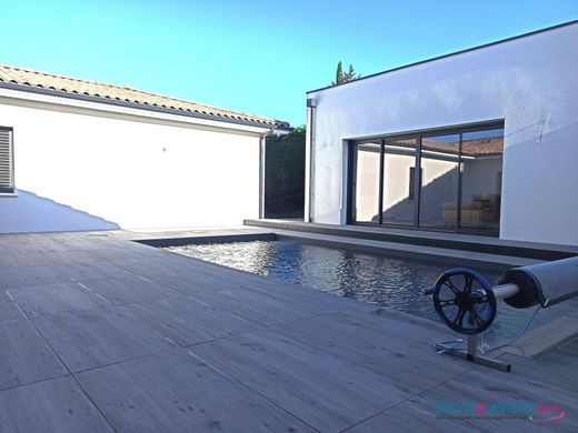 Luxe woning in Poitiers, Vienne