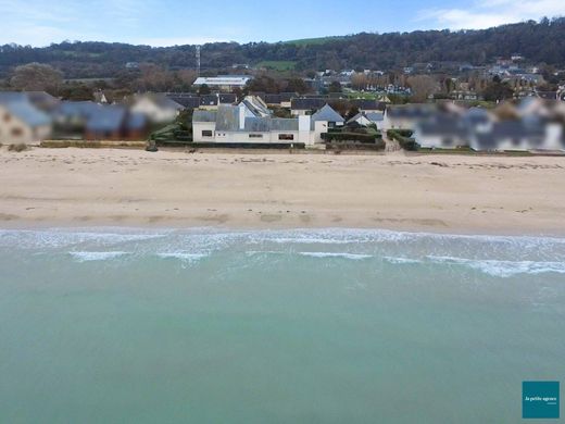 Beaumont-Hague, Mancheの高級住宅