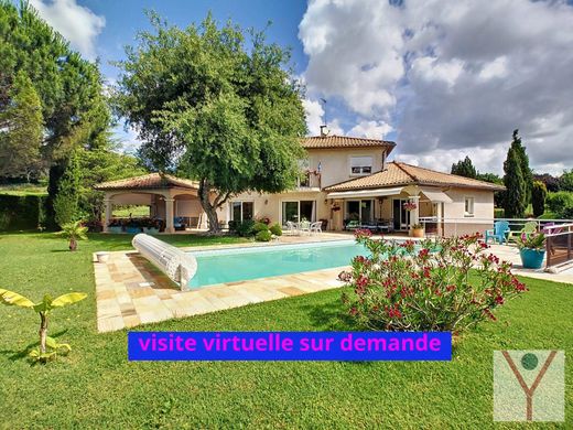 Luxury home in Meximieux, Ain