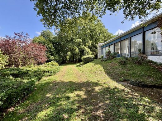 Luxe woning in Saint-Benoît, Vienne