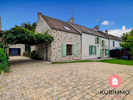 Luxus-Haus in Favières, Seine-et-Marne