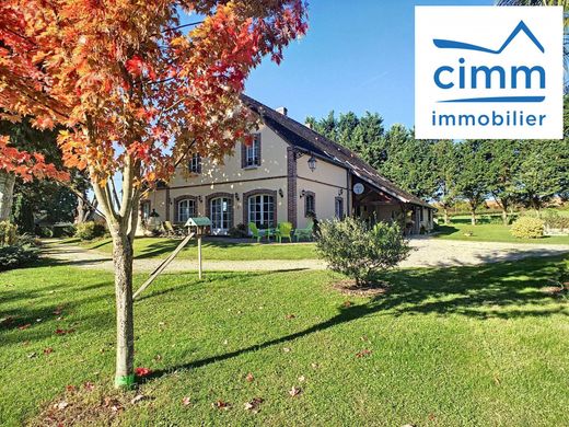 Luxus-Haus in Saint-Germain-des-Prés, Loiret