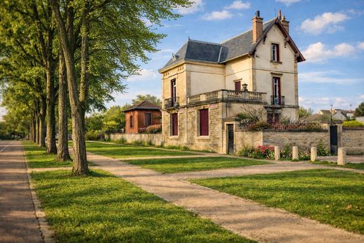 Luxury home in Dijon, Cote d'Or