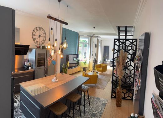 Apartment in Lille, North