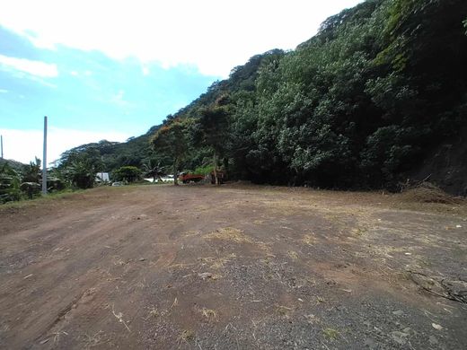 Terrain à Mahina, Îles du Vent