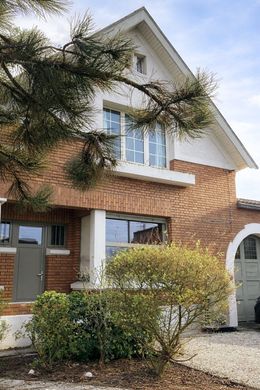 Luxury home in Villeneuve-d'Ascq, North