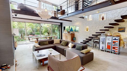 Apartment in Bagnolet, Seine-Saint-Denis