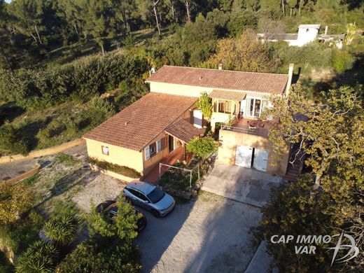 Luxury home in Évenos, Var