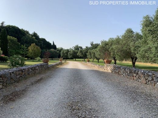 منزل ﻓﻲ Saint-Estève, Pyrénées-Orientales