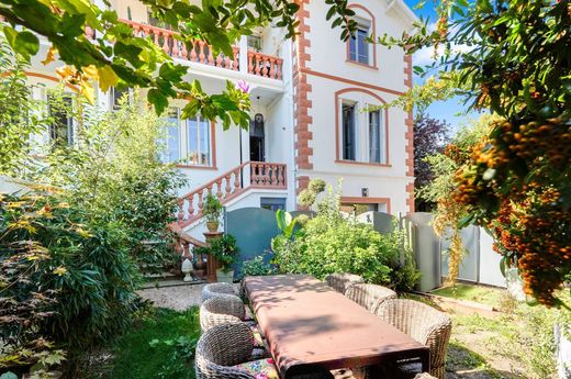 Apartment / Etagenwohnung in Toulouse, Haute-Garonne