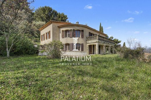 Luxus-Haus in Le Beausset, Var