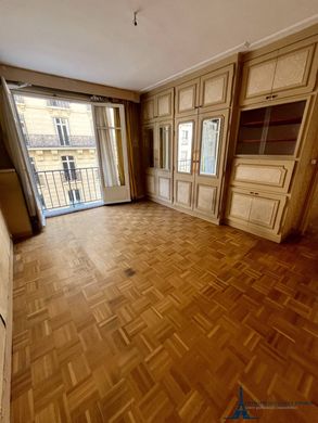 Apartment / Etagenwohnung in Monceau, Courcelles, Ternes, Paris