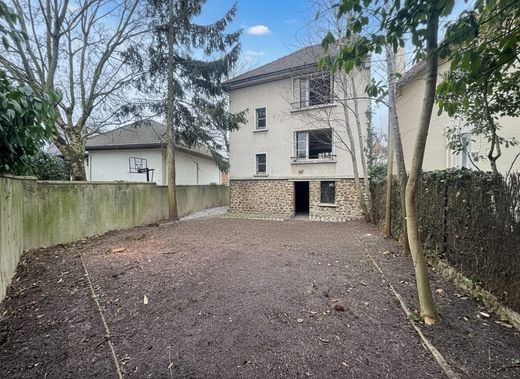 Casa de lujo en Fontenay-sous-Bois, Valle de Marne