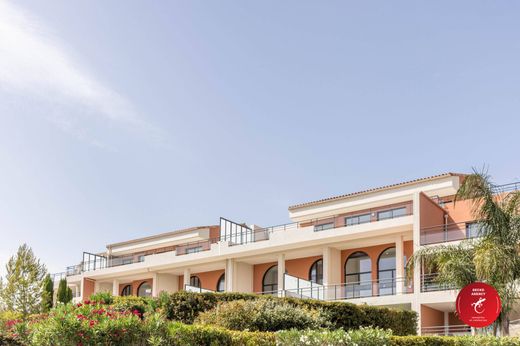 Saint-Raphaël, Varのアパートメント