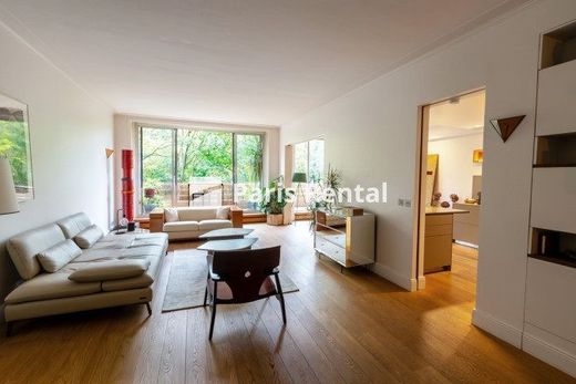 Apartment in La Muette, Auteuil, Porte Dauphine, Paris