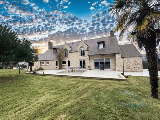 Luxus-Haus in Janville-sur-Juine, Essonne