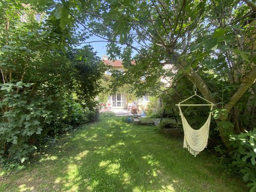 Luxury home in Sèvres, Hauts-de-Seine