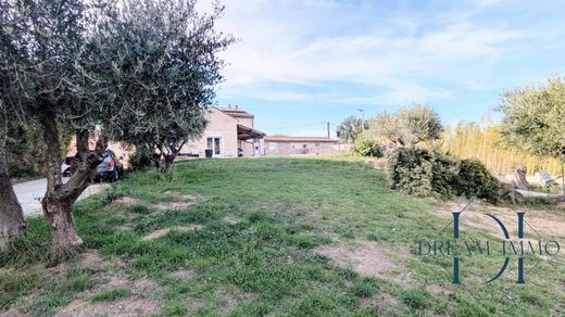 호화 저택 / Saint-Christol-les-Alès, Gard