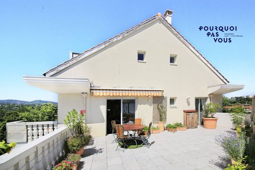Apartment in Lyon, Rhône
