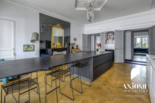 Apartment / Etagenwohnung in Nantes, Loire-Atlantique