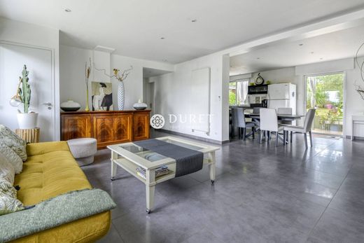 Casa de lujo en Saint-Herblain, Loira Atlántico