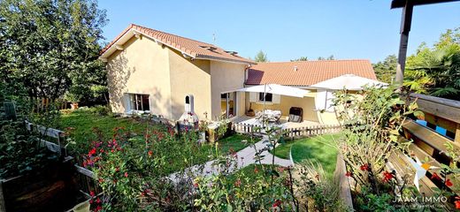 Maison de luxe à Montmerle-sur-Saône, Ain